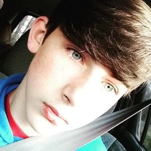 Meet your Posher, Cameron